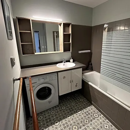Avec Wifi, Vue Sur Mer A 200m Plage A - Ref 827 Apartment
